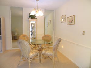 PALM GREENS AT VILLA DEL RAY CONDO II - Residential