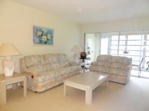 PALM GREENS AT VILLA DEL RAY CONDO II - Residential