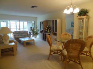 PALM GREENS AT VILLA DEL RAY CONDO II - Residential