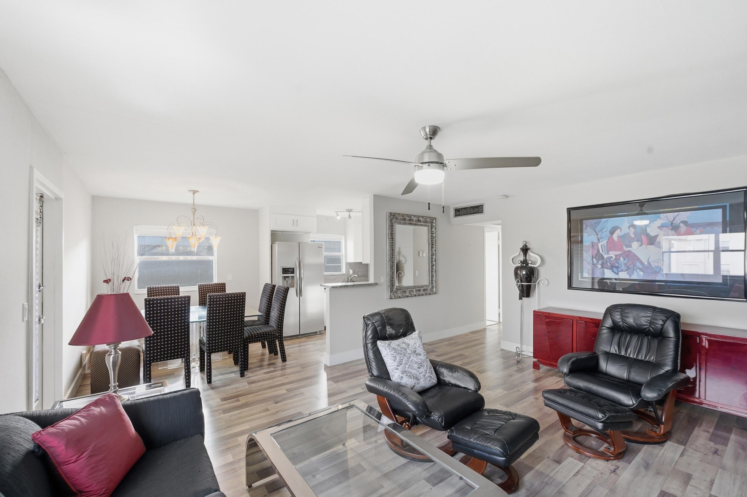 KINGS POINT - Residential
