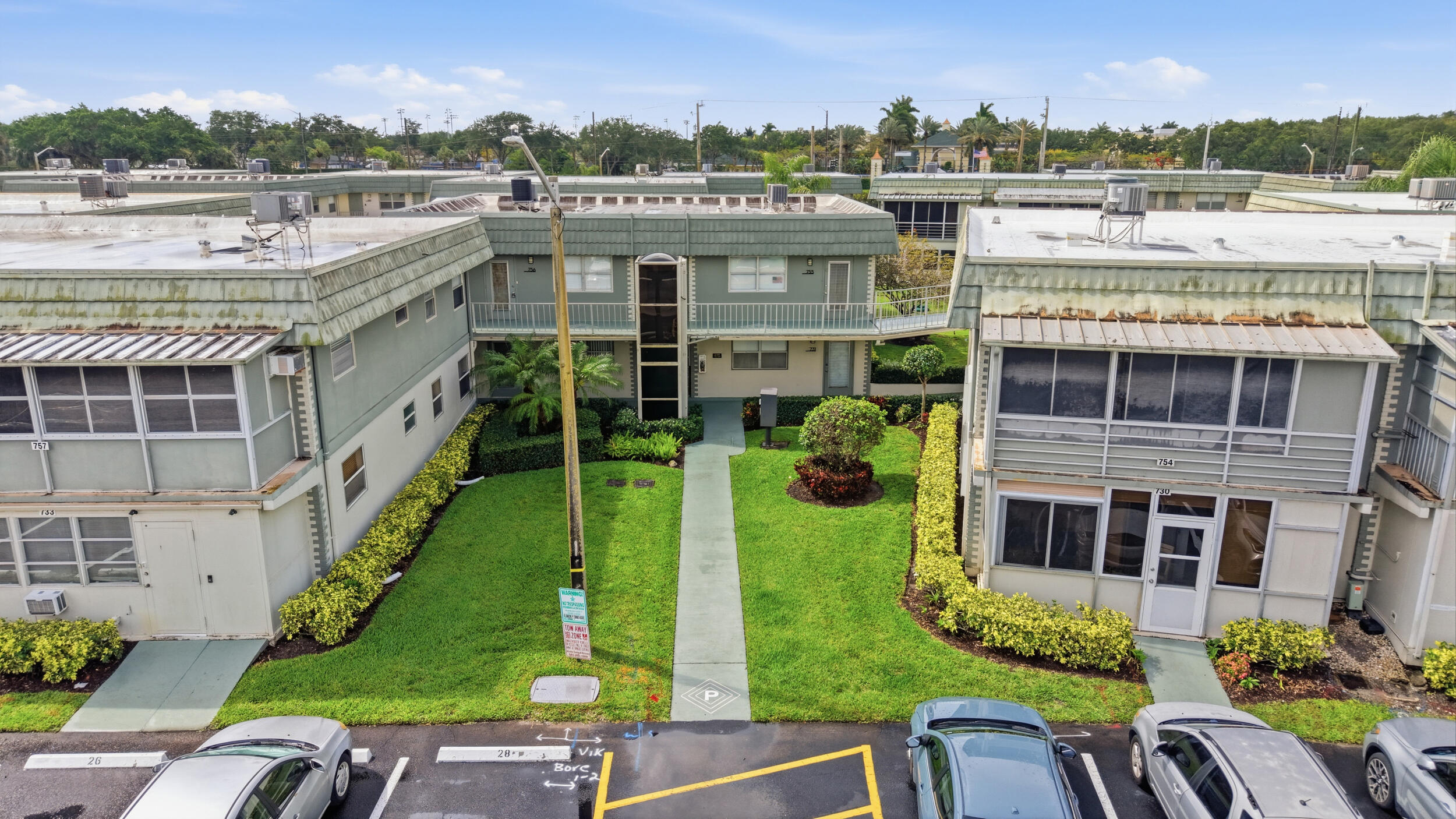 KINGS POINT - Residential