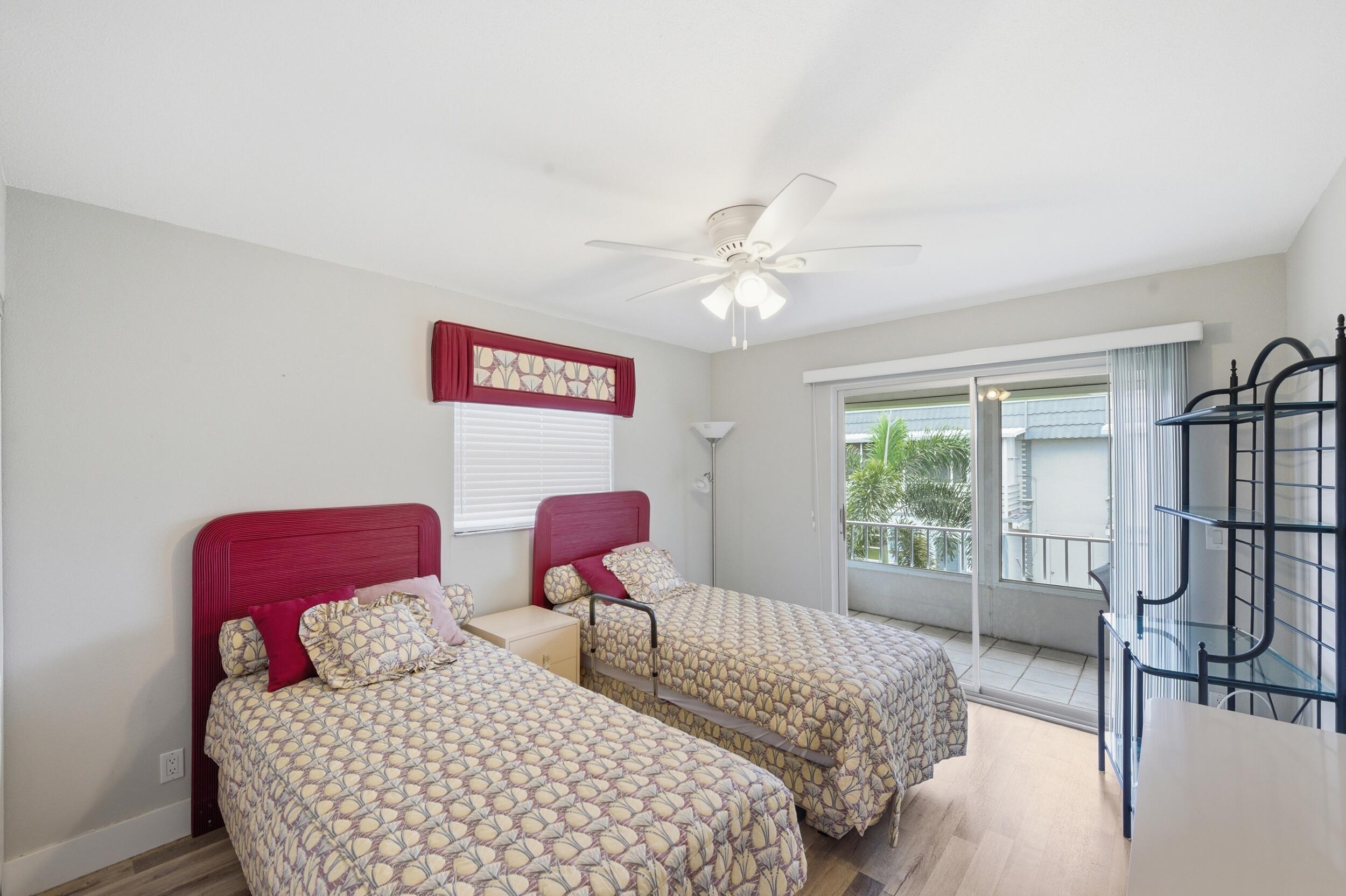 KINGS POINT - Residential