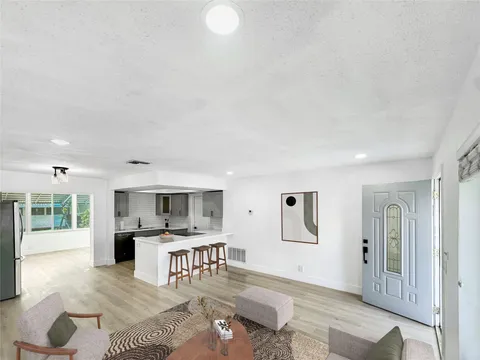 4510 NW 49th Dr, Tamarac, FL MLS: F10475270