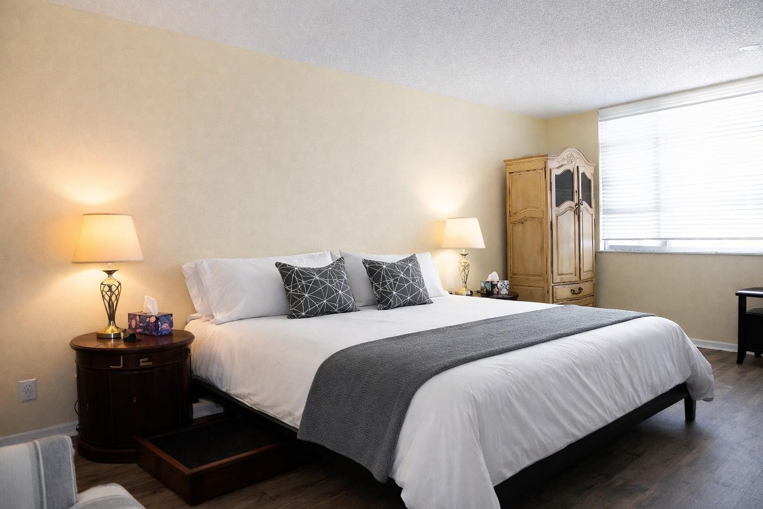 Hillcrest - Residential