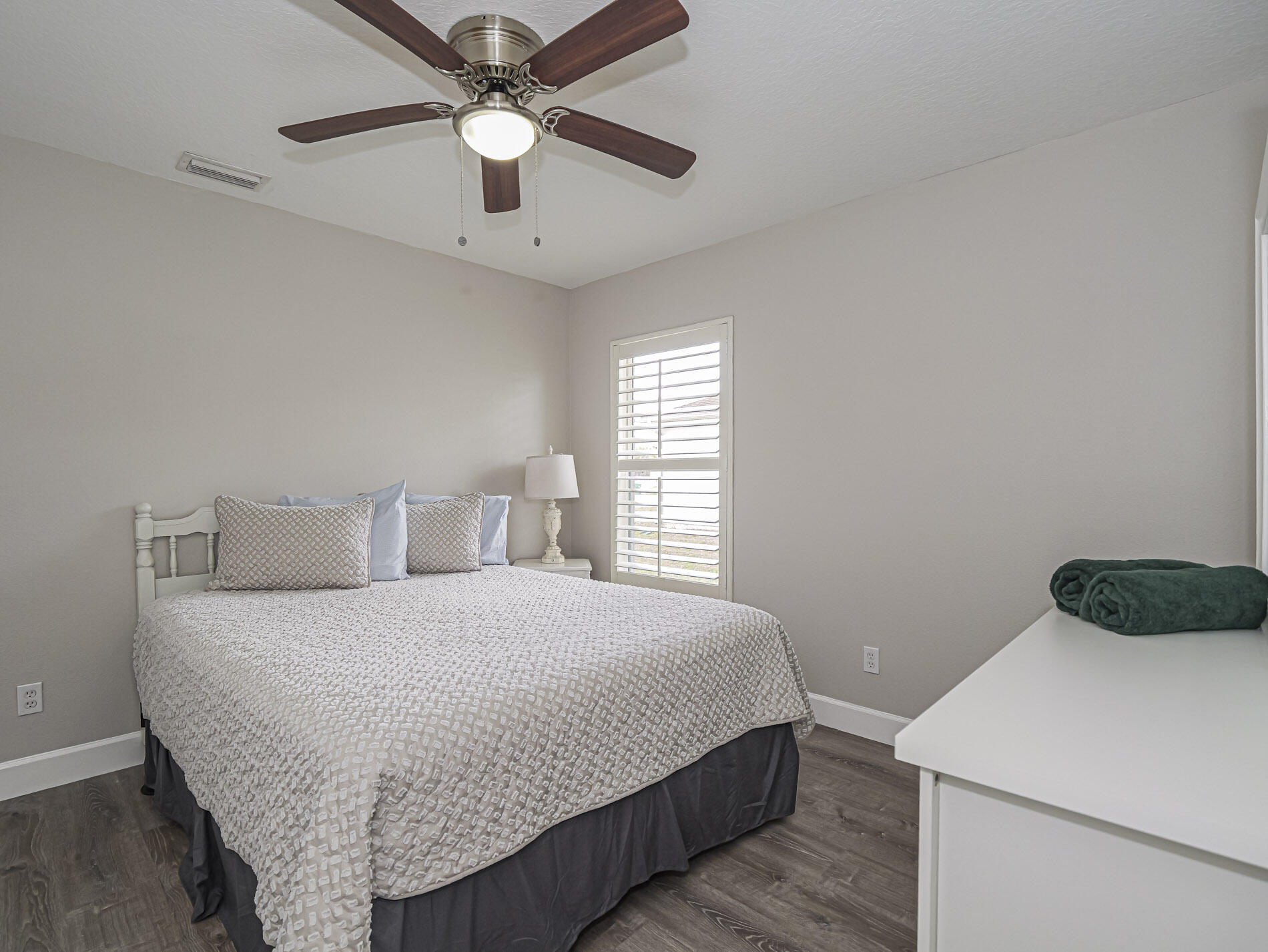 SEBASTIAN HIGHLANDS UNIT THREE - Residential