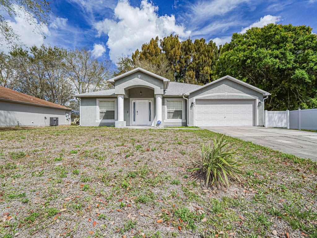 Photo of 882 Jamaica Avenue, Sebastian, FL 32958 (MLS # B26001376)