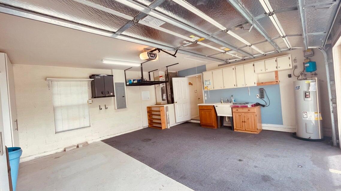 PORT ST LUCIE SECTION 11 - Residential Lease