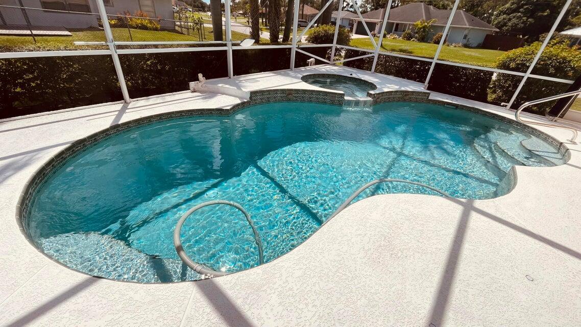 PORT ST LUCIE SECTION 11 - Residential Lease