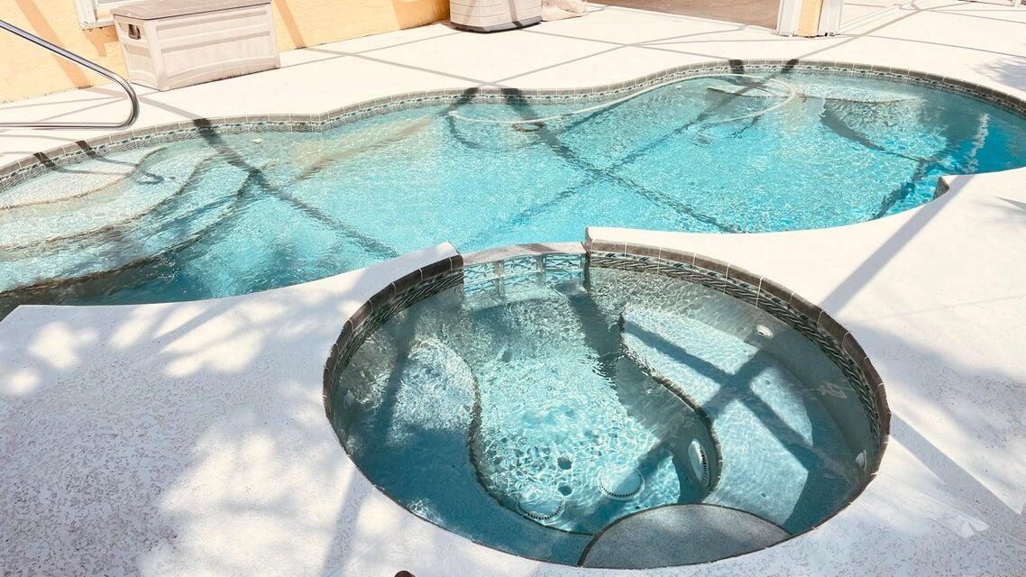 PORT ST LUCIE SECTION 11 - Residential Lease