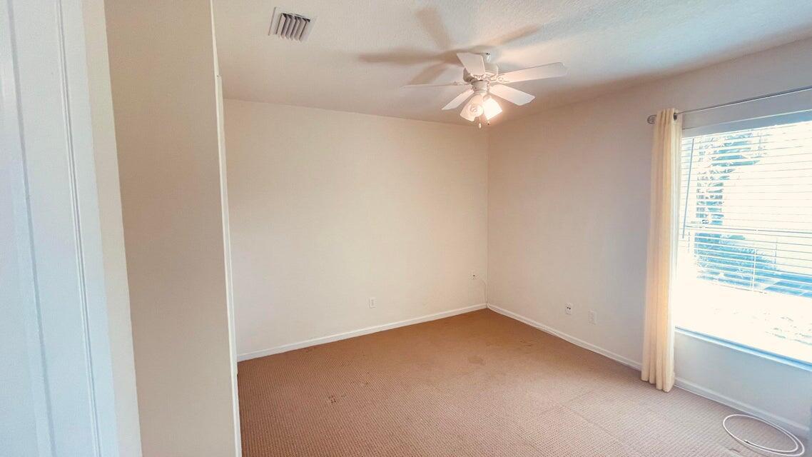 PORT ST LUCIE SECTION 11 - Residential Lease