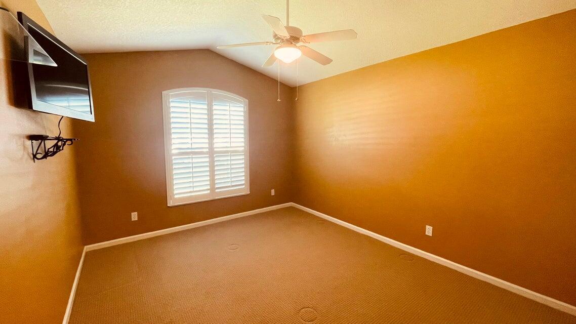 PORT ST LUCIE SECTION 11 - Residential Lease