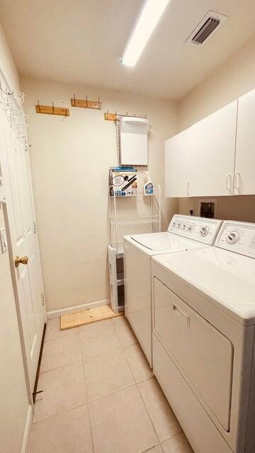 PORT ST LUCIE SECTION 11 - Residential Lease