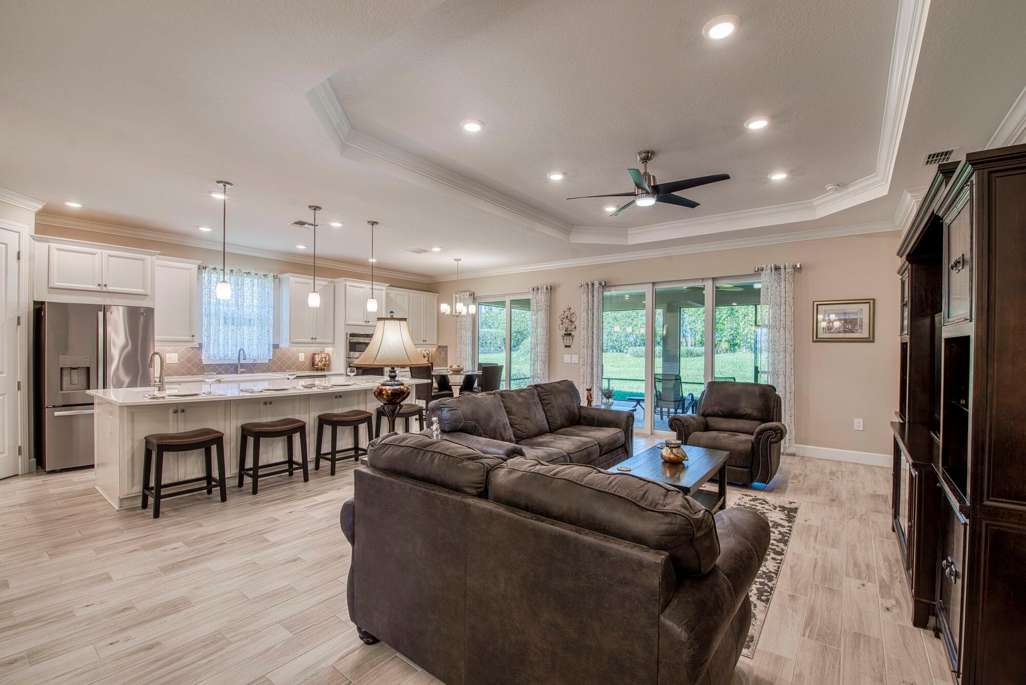 10068 SW Red Oak Court