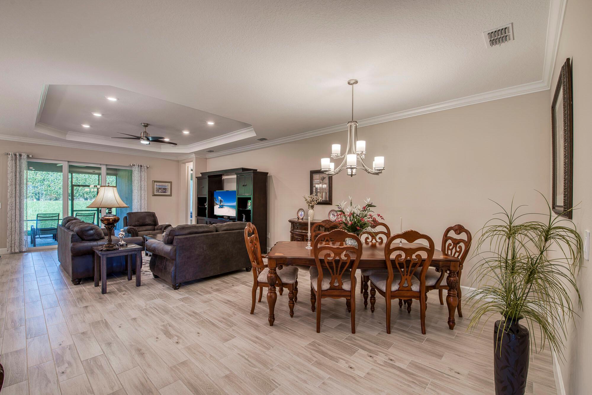 10068 SW Red Oak Court