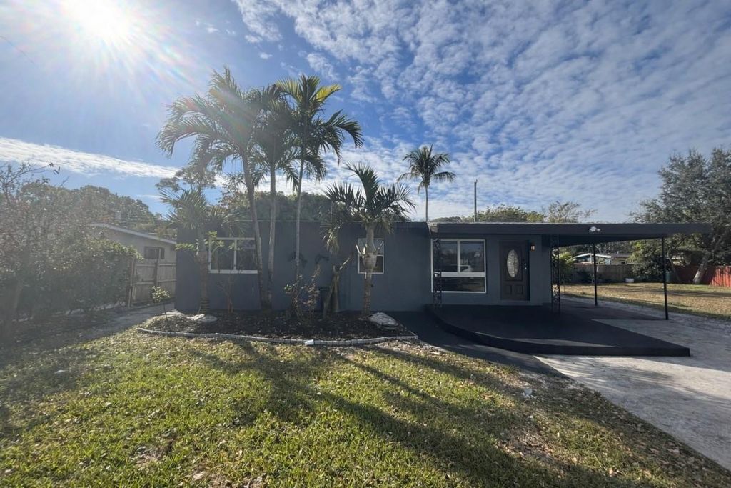 Photo of 1616 SW 9th Street, Fort Lauderdale, FL 33312 (MLS # F10550936)