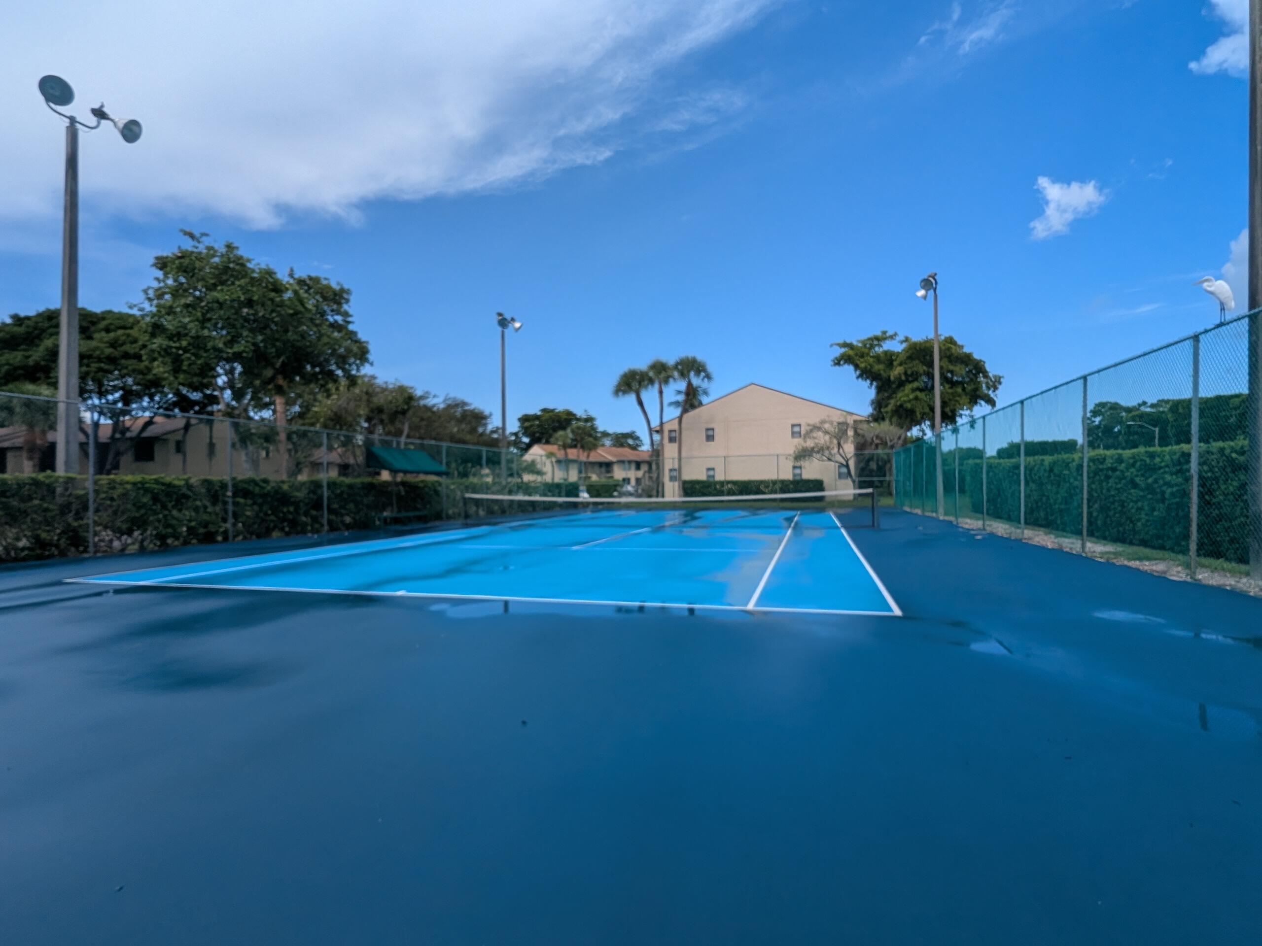 KENSINGTON WALK CONDO - Residential Lease