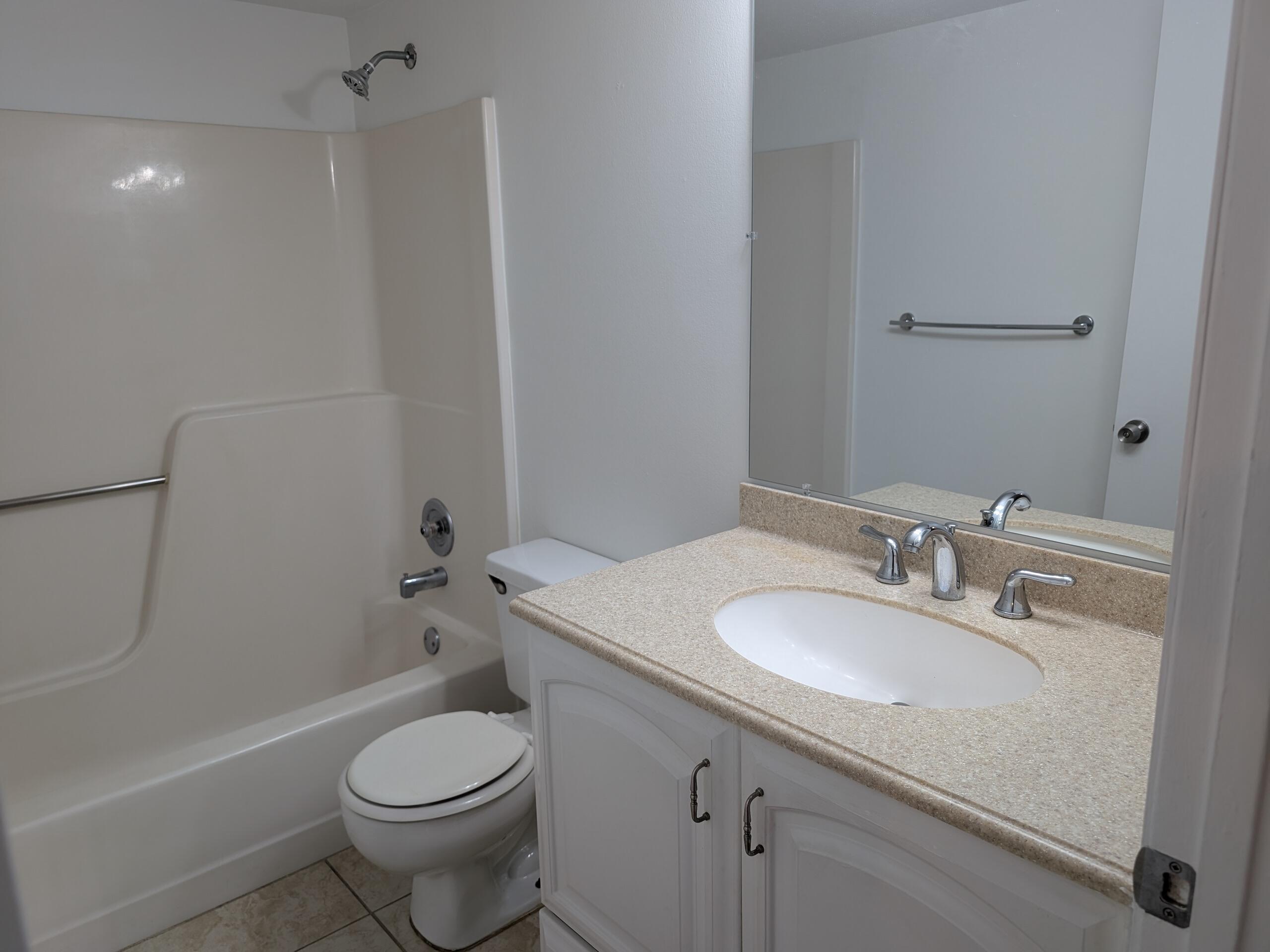 KENSINGTON WALK CONDO - Residential Lease
