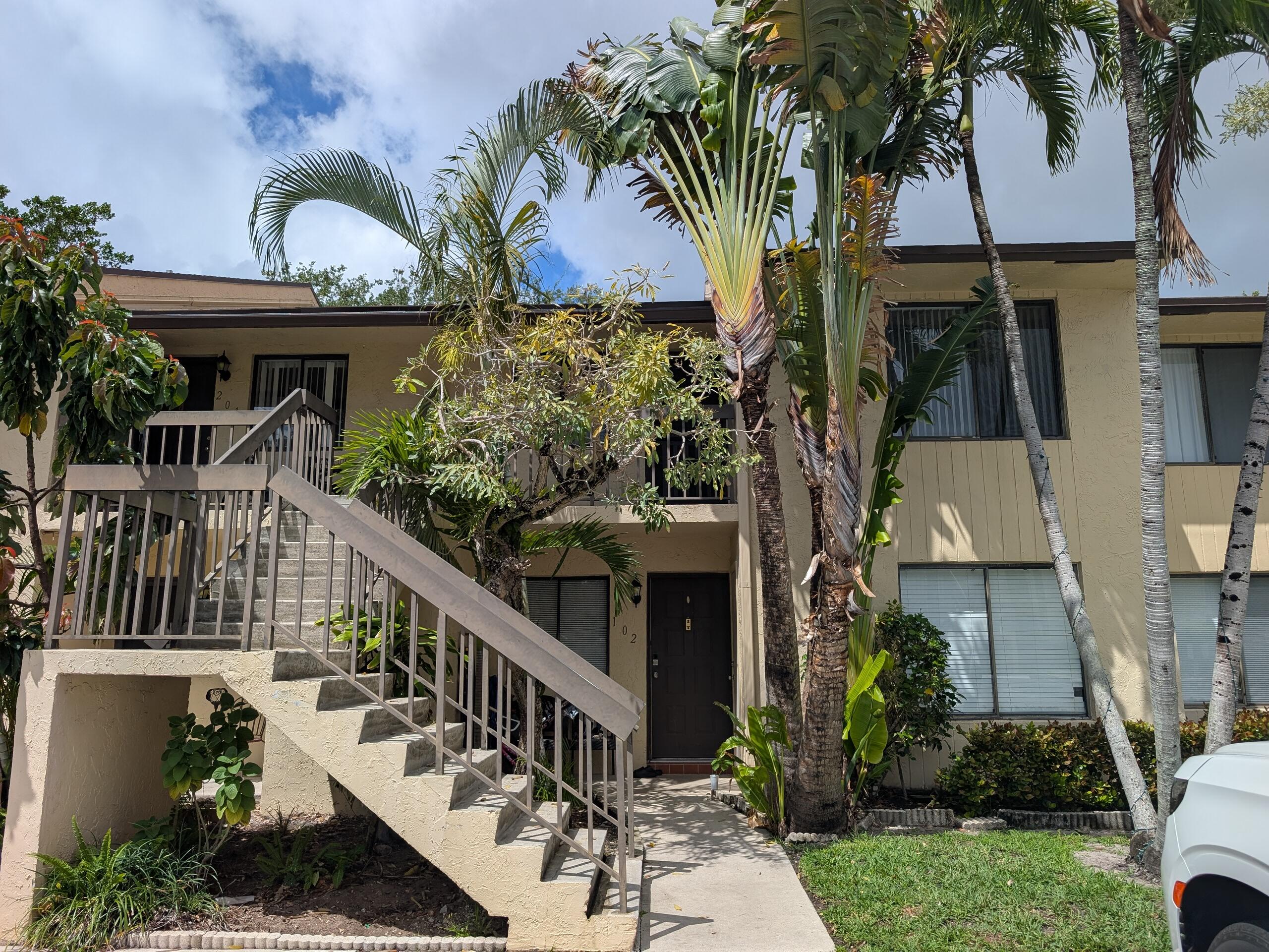 KENSINGTON WALK CONDO - Residential Lease