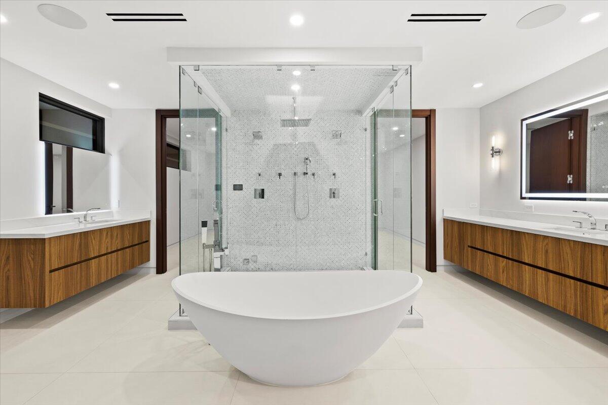 STILWELL ISLES ISLE OF PALMS - Residential