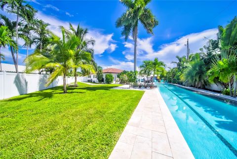 Tiny photo for 250 NE 27th Court, Boca Raton, FL 33431 (MLS # F10537903)