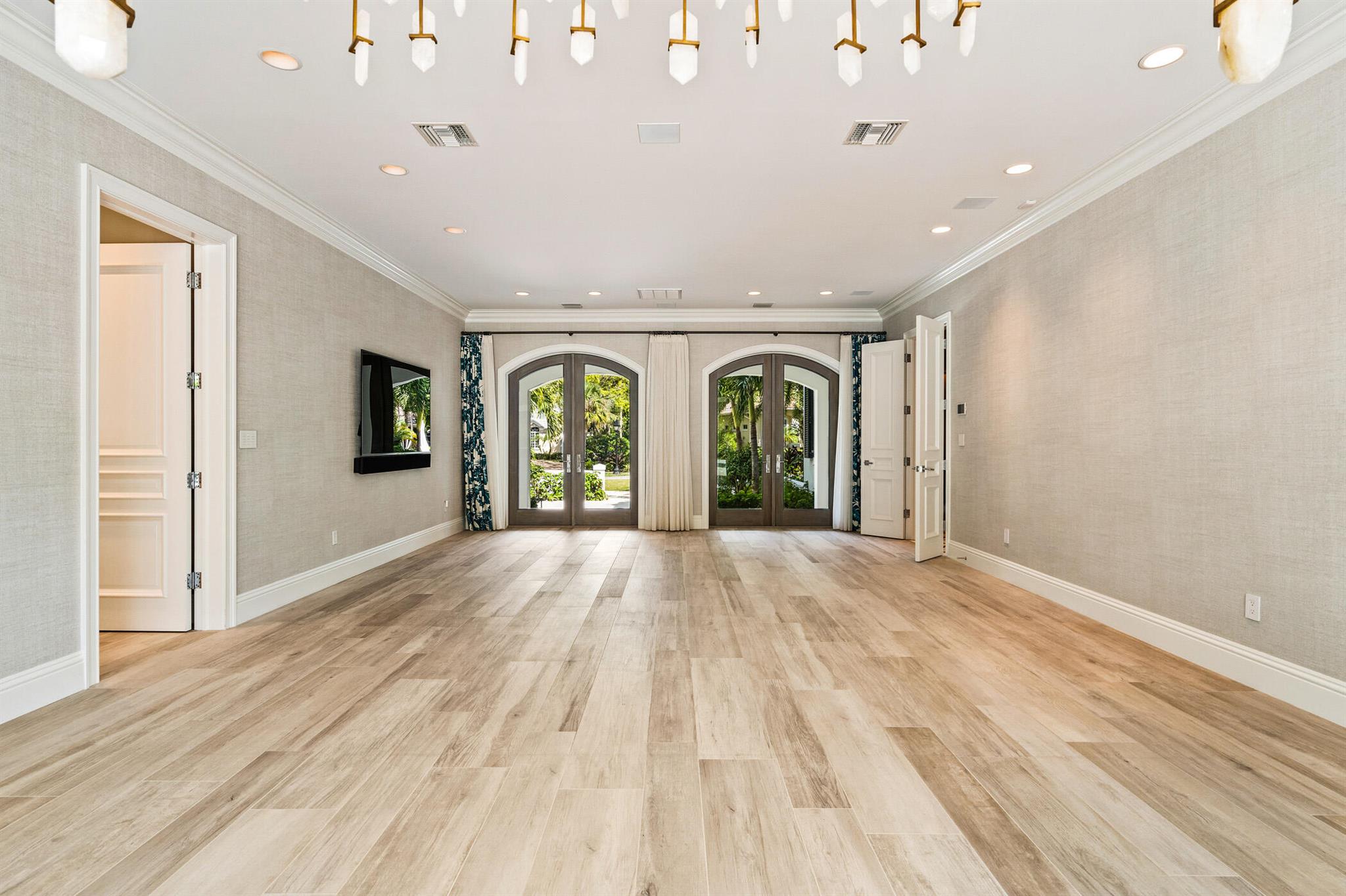 220 Shores Drive