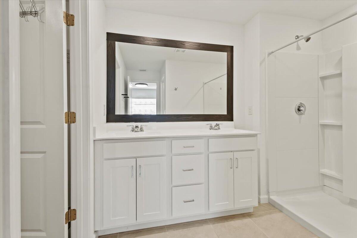 CHAPARRAL P.U.D. PHASE TH - Residential Lease