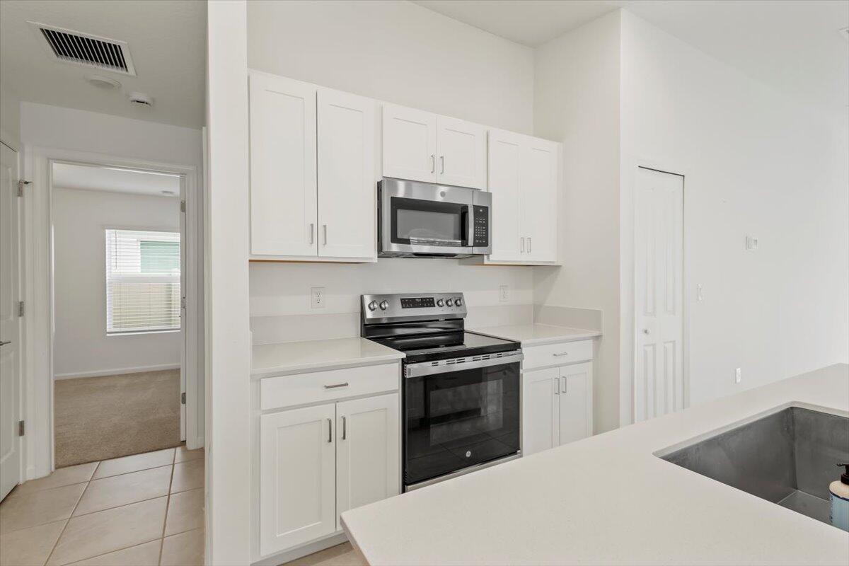 CHAPARRAL P.U.D. PHASE TH - Residential Lease