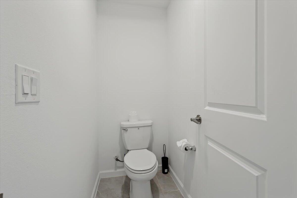 CHAPARRAL P.U.D. PHASE TH - Residential Lease