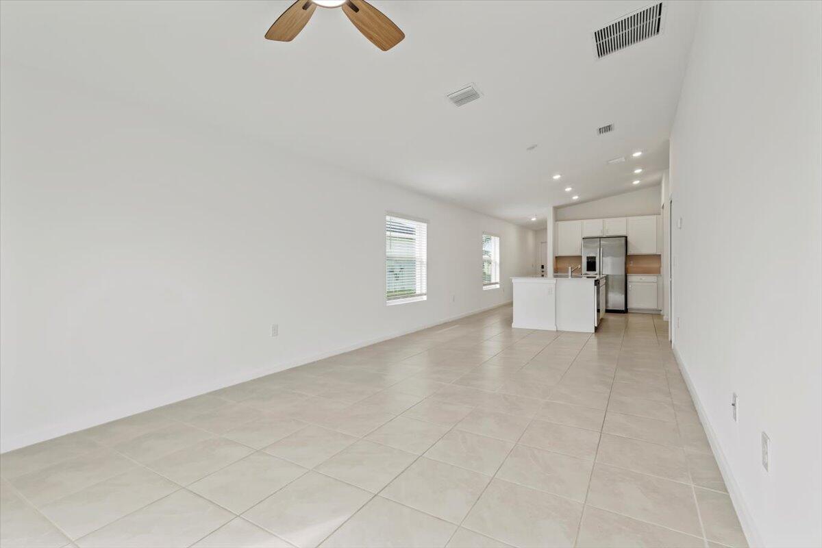 CHAPARRAL P.U.D. PHASE TH - Residential Lease
