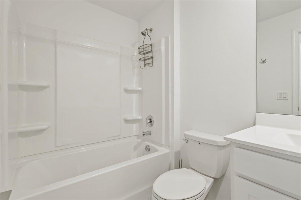 CHAPARRAL P.U.D. PHASE TH - Residential Lease