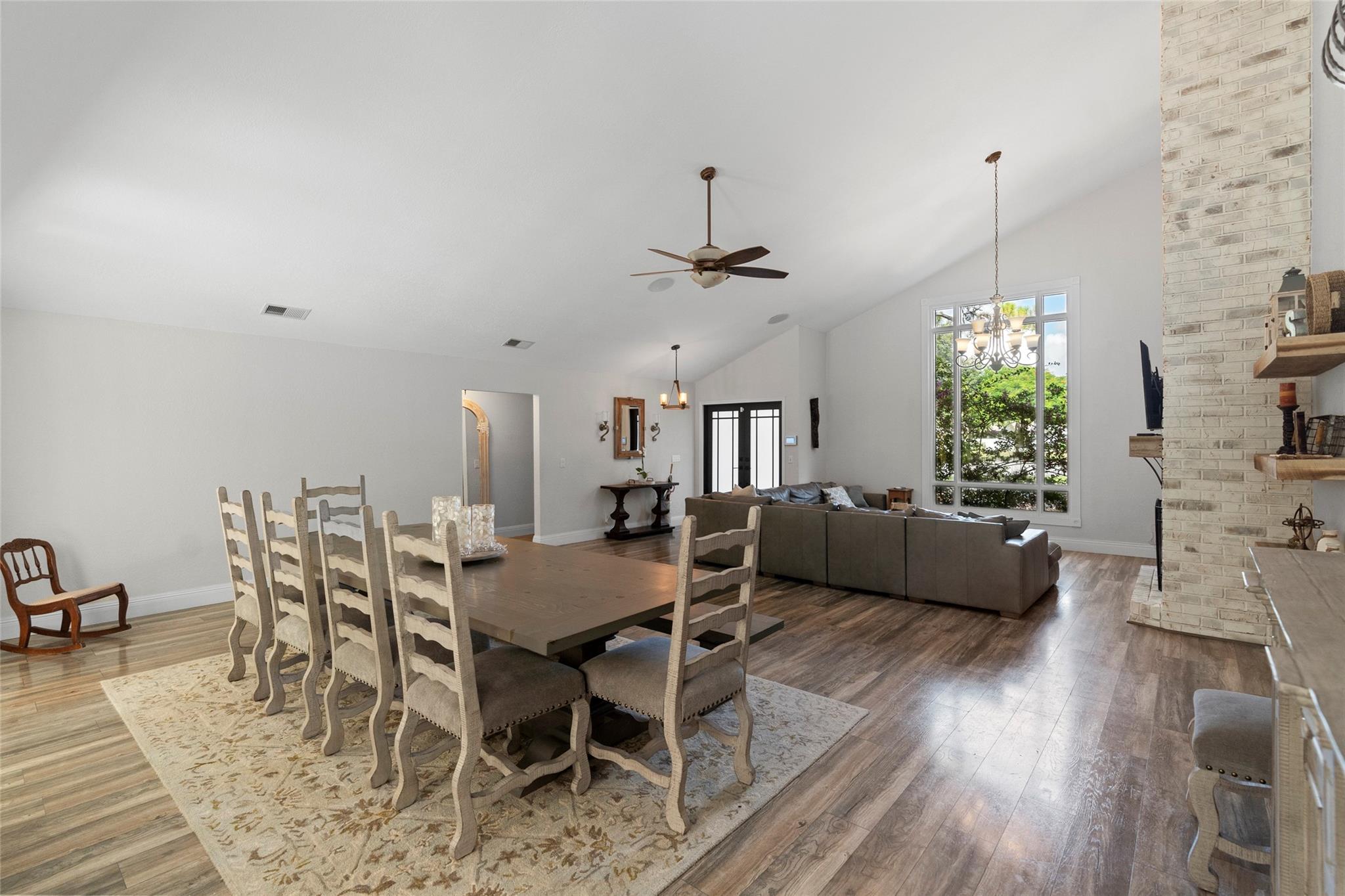 11331 Sundance Ln