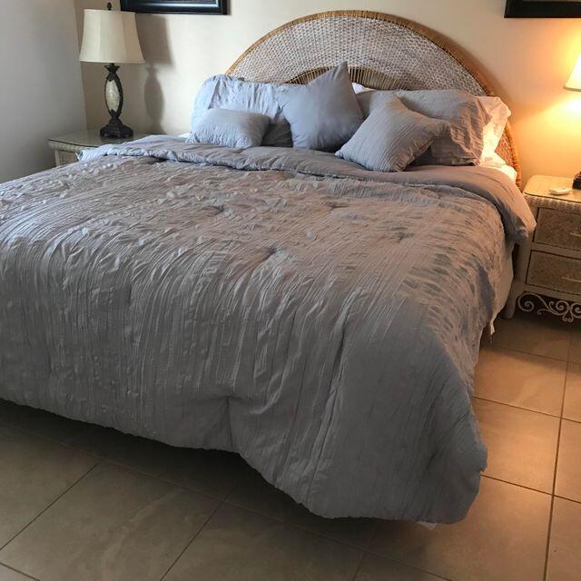 JUPITER BAY ONE THRU SIX CONDO - Residential Lease
