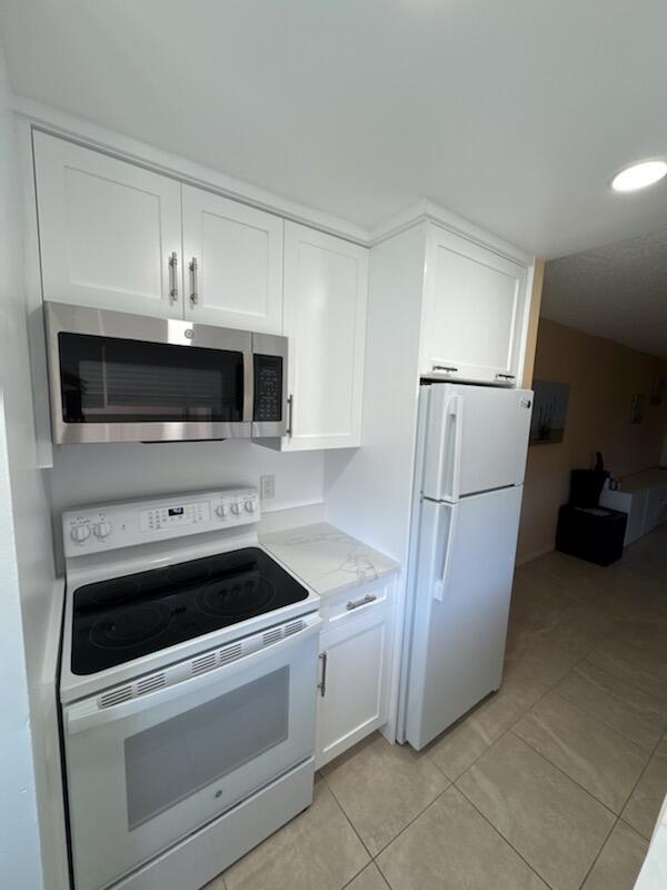 JUPITER BAY ONE THRU SIX CONDO - Residential Lease