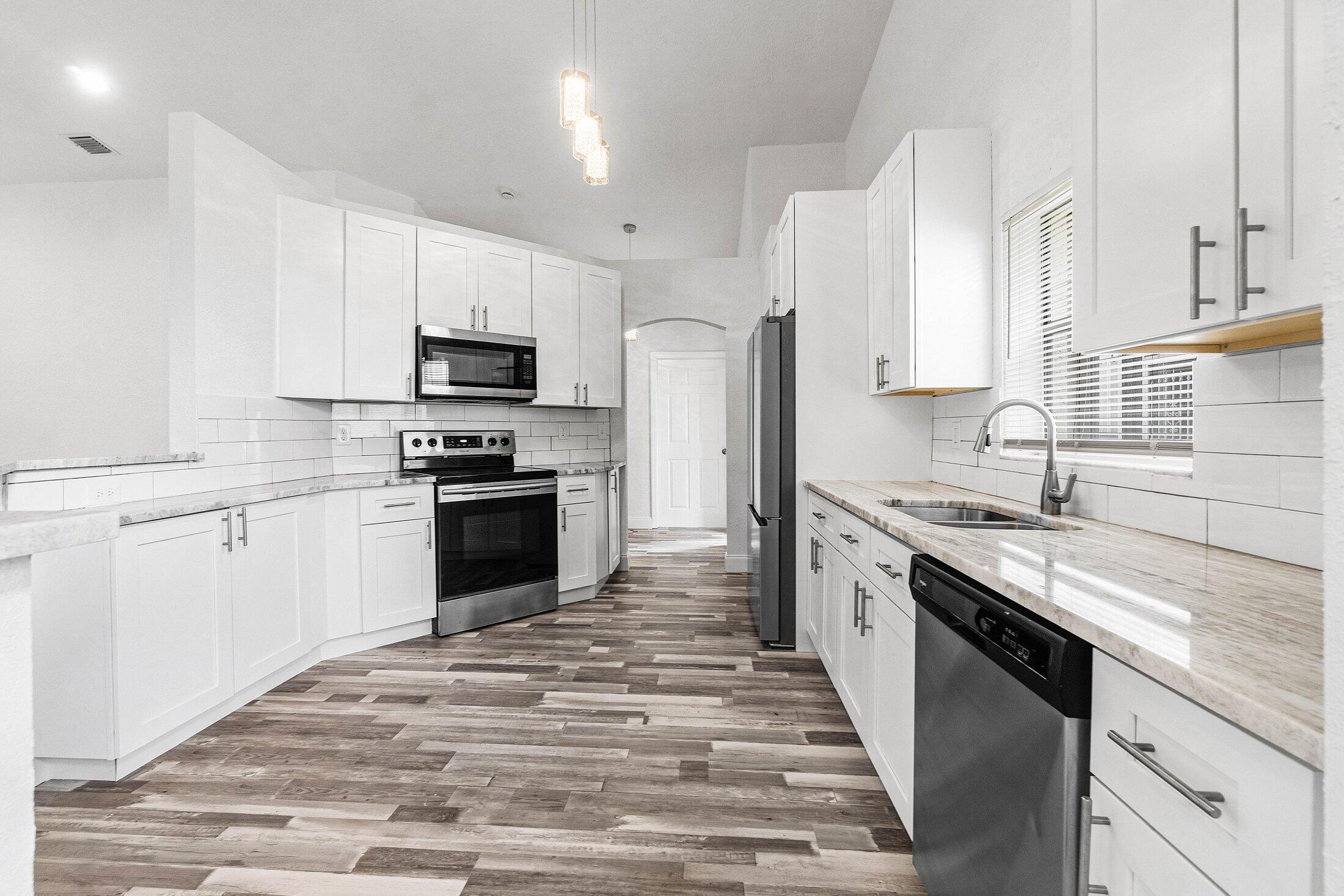 FLORAL LAKES 1 - Residential