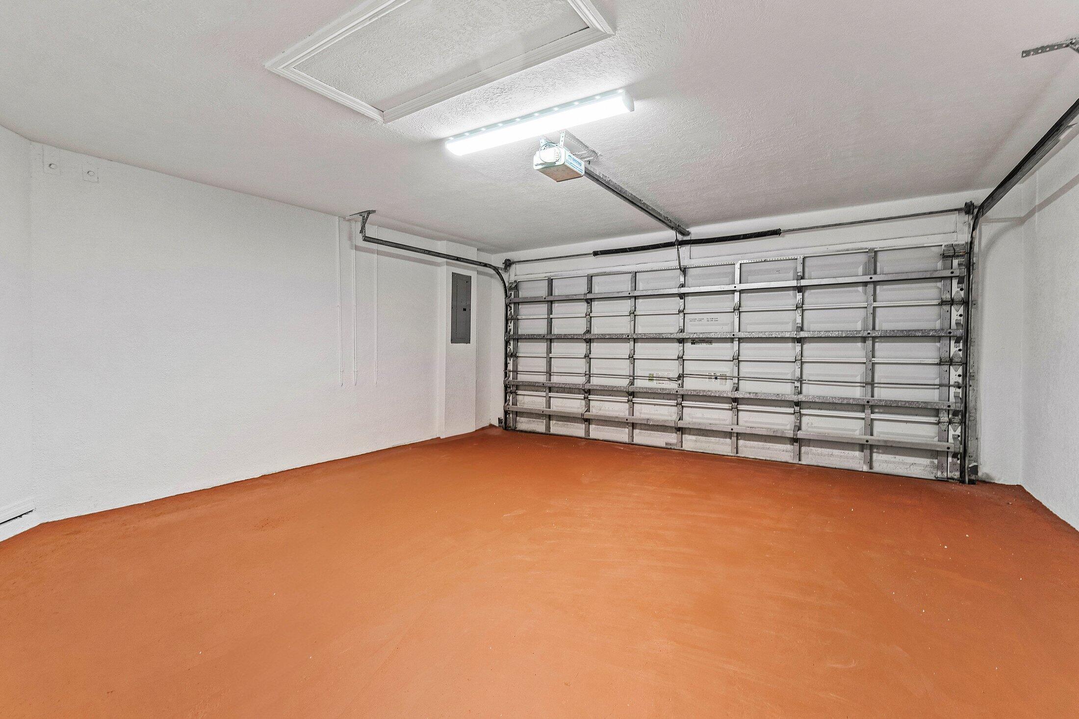 FLORAL LAKES 1 - Residential