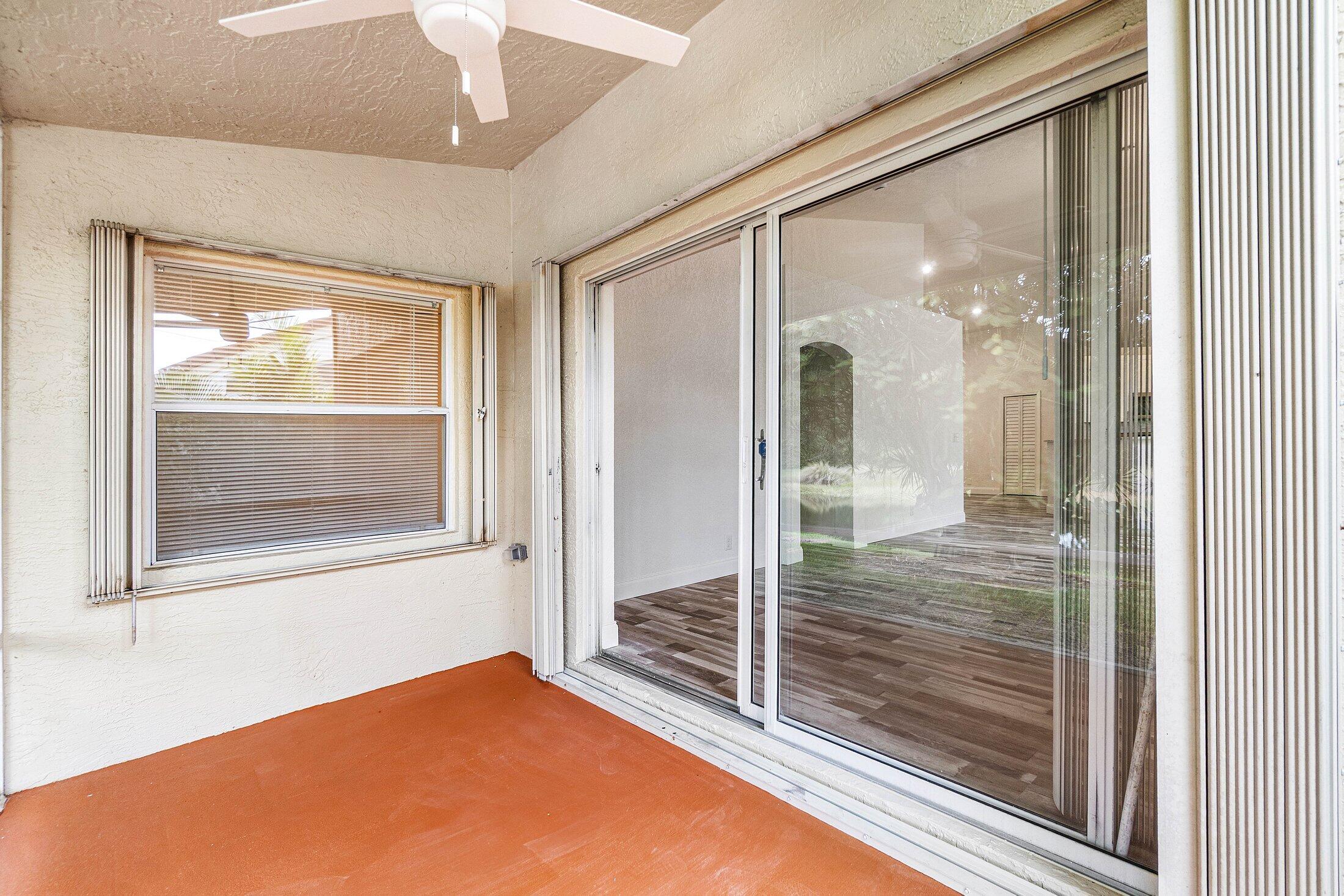 FLORAL LAKES 1 - Residential