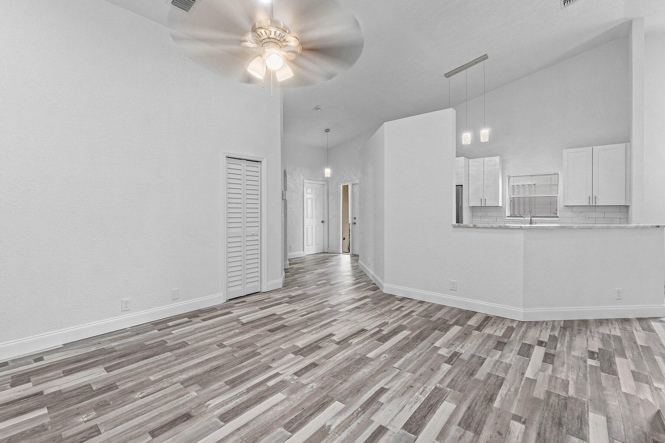 FLORAL LAKES 1 - Residential