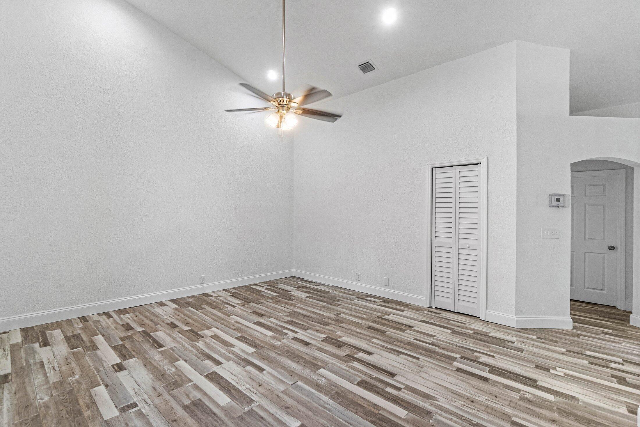 FLORAL LAKES 1 - Residential