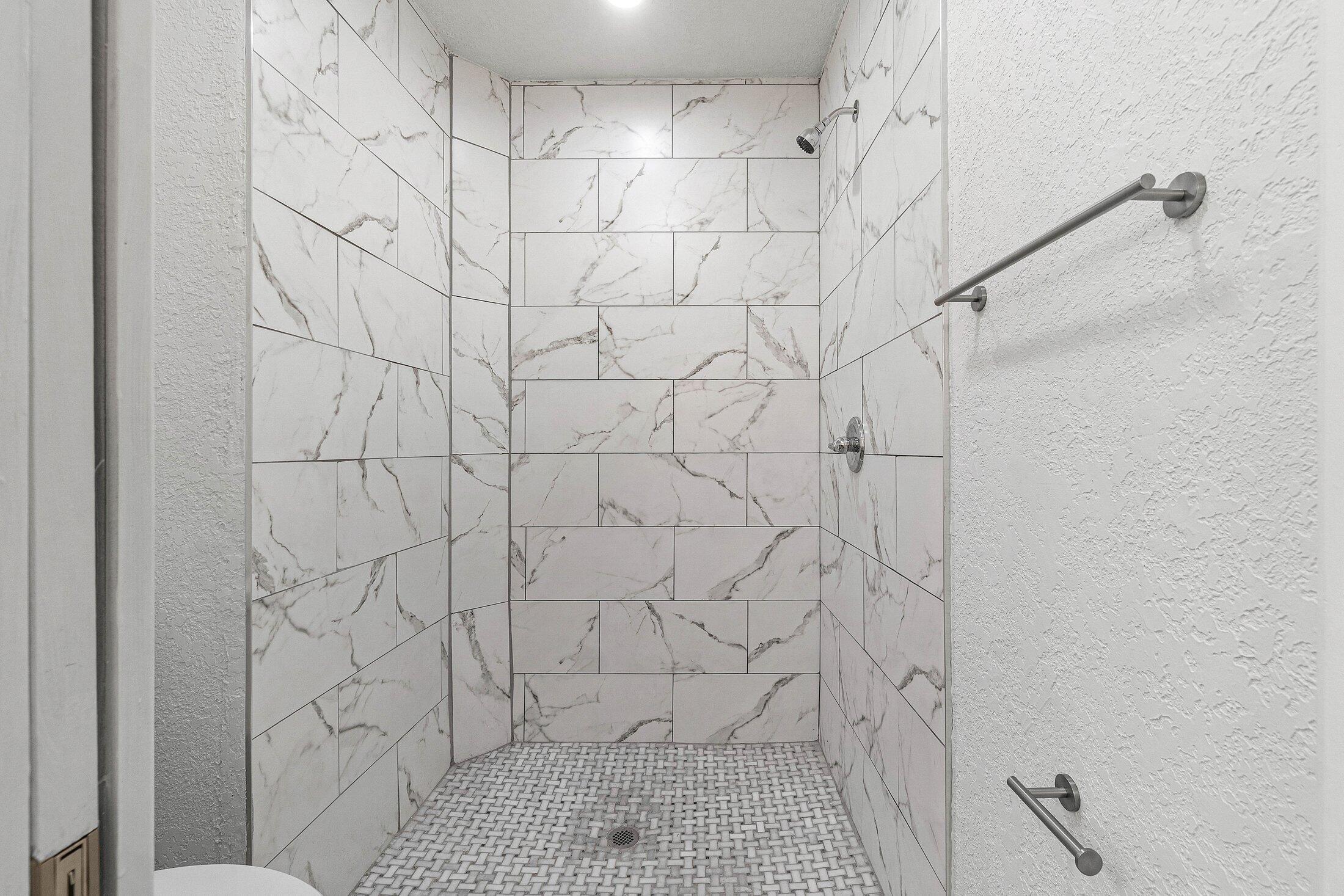 FLORAL LAKES 1 - Residential