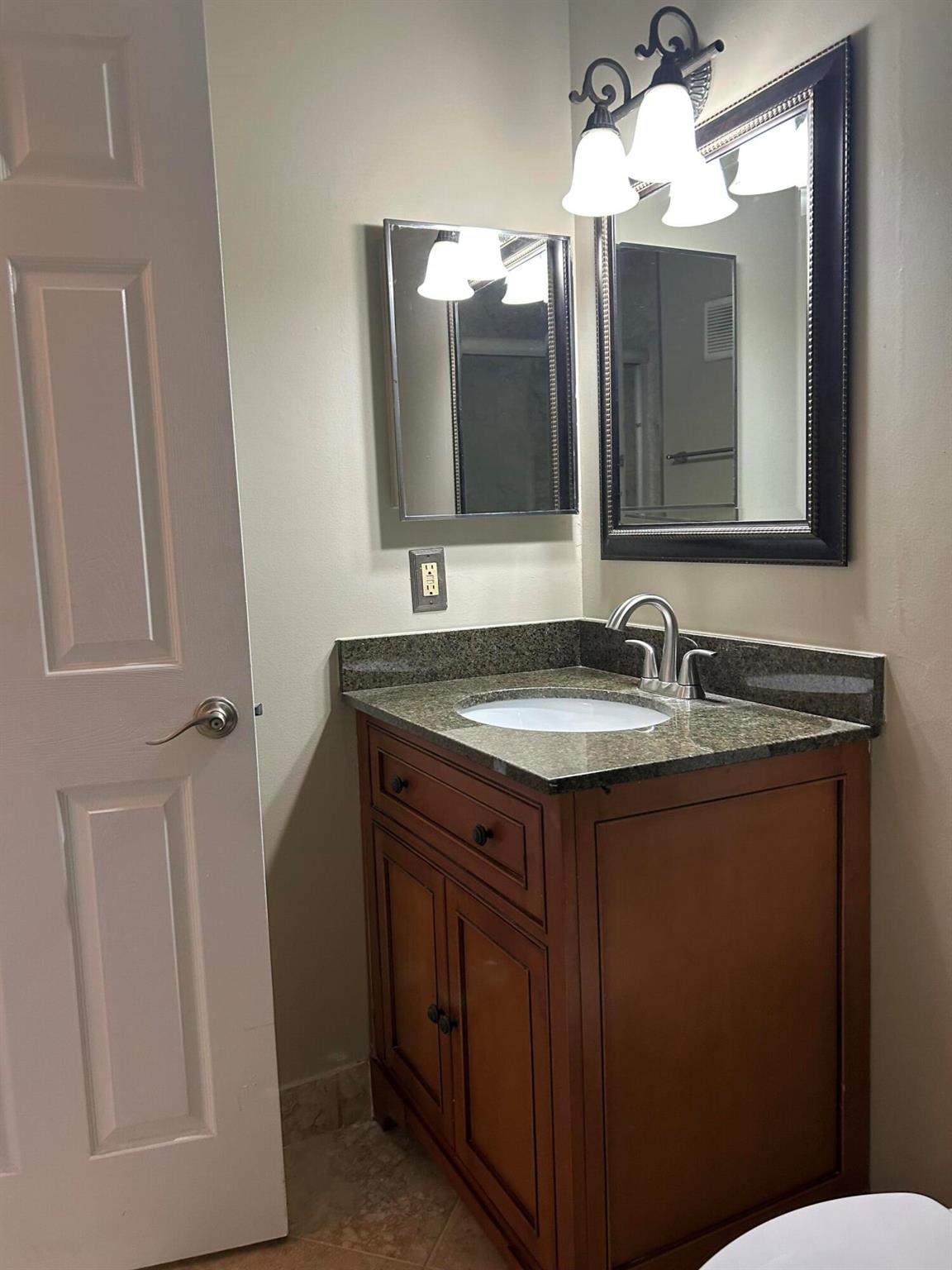 FAIRWAY PALMS CONDO - Residential Lease