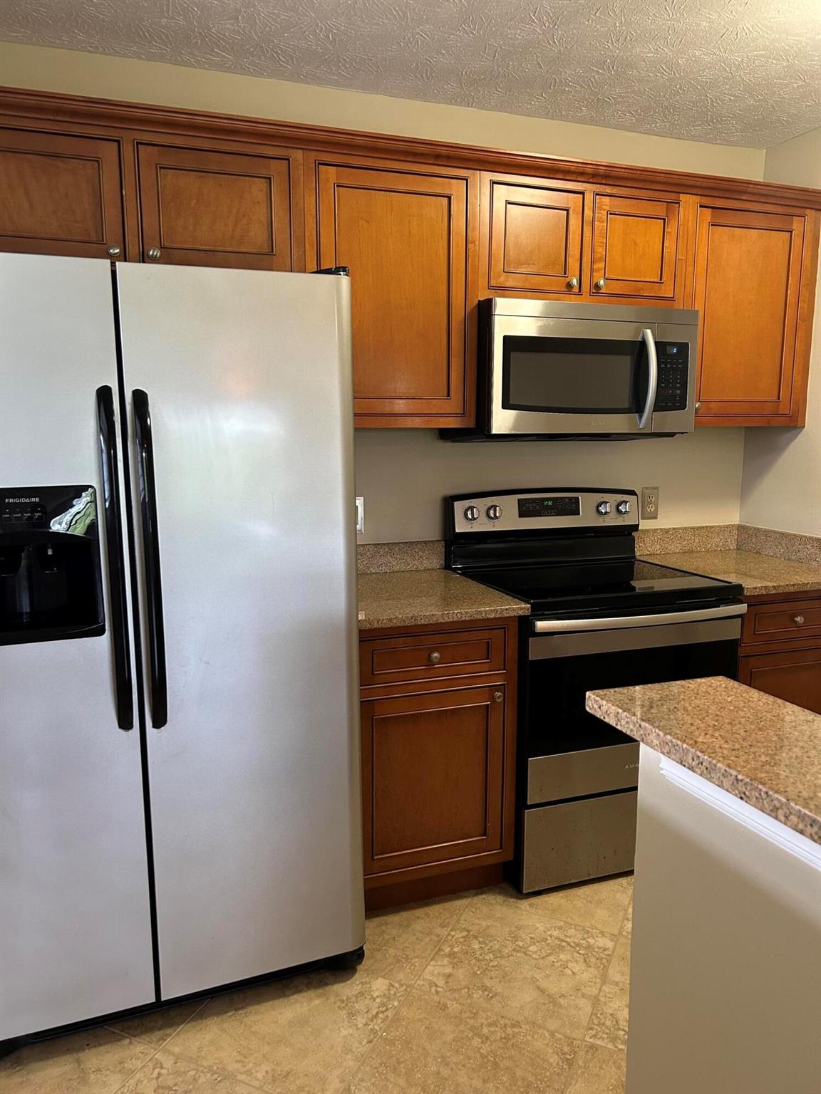 FAIRWAY PALMS CONDO - Residential Lease