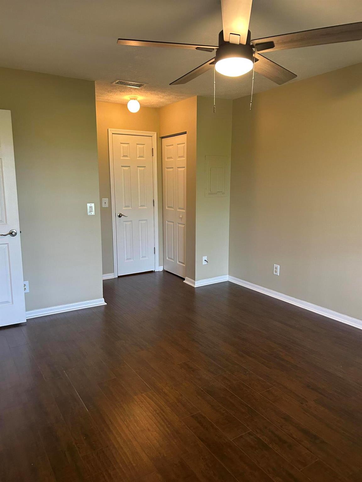 FAIRWAY PALMS CONDO - Residential Lease