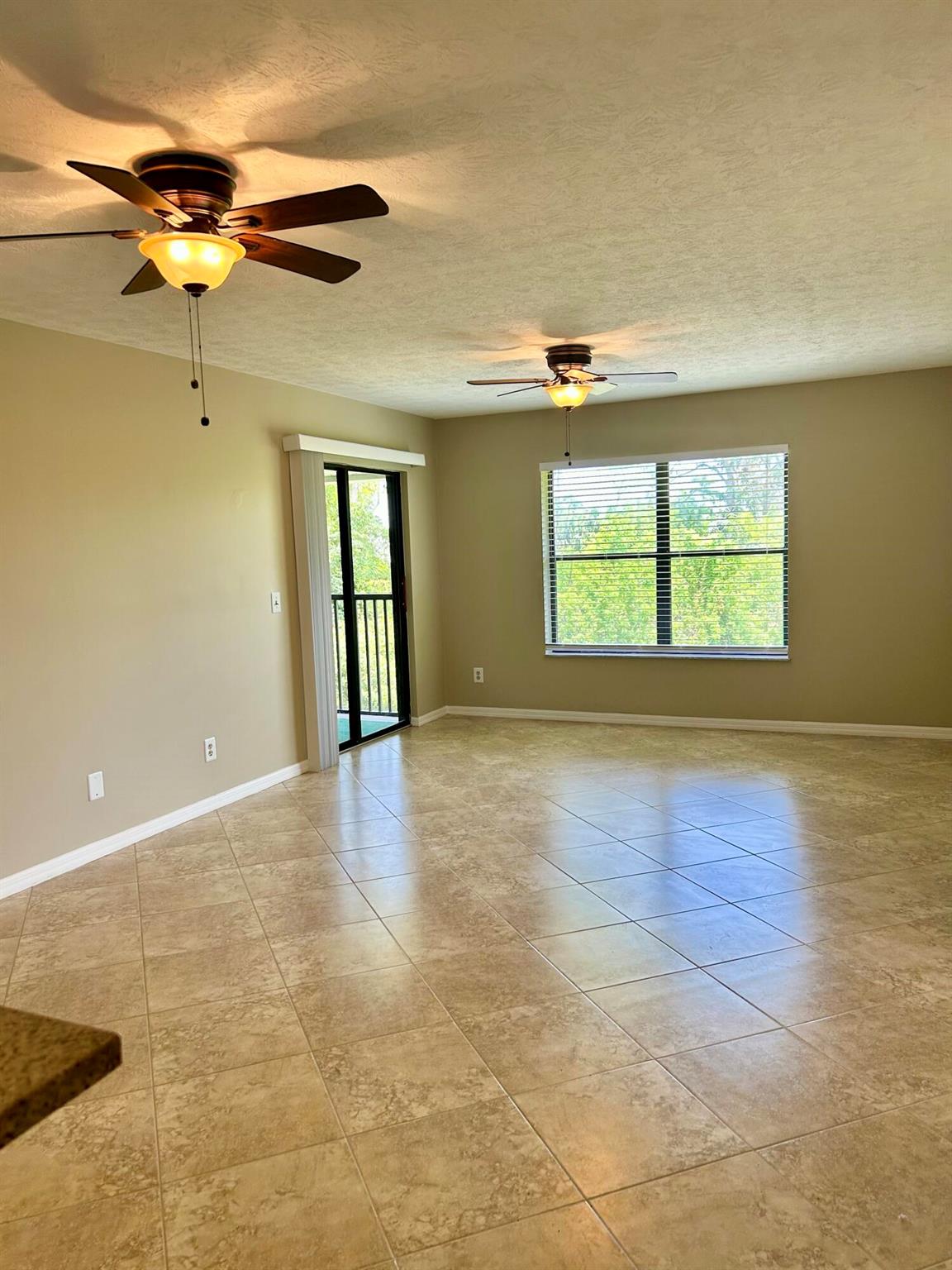 FAIRWAY PALMS CONDO - Residential Lease