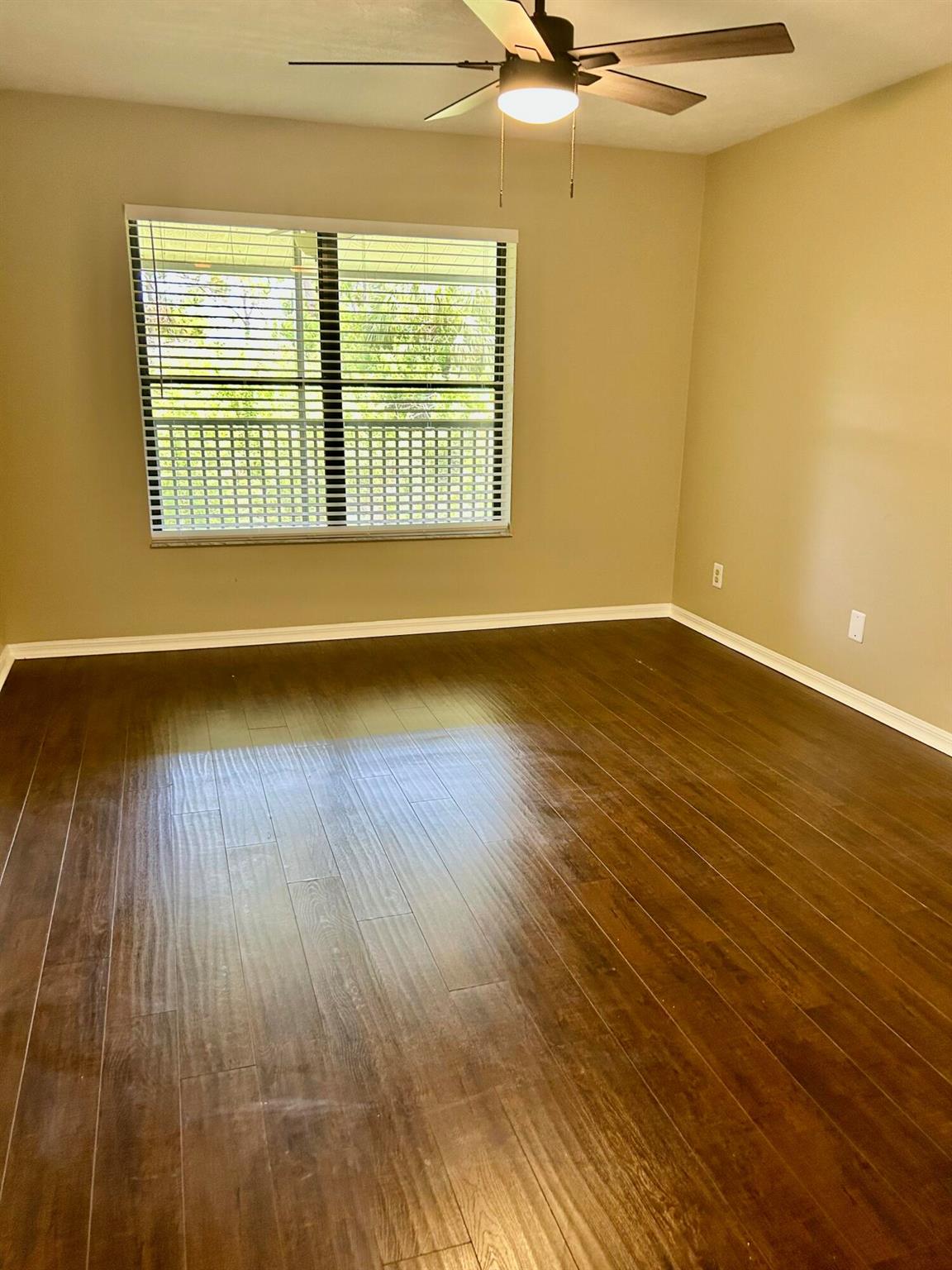 FAIRWAY PALMS CONDO - Residential Lease