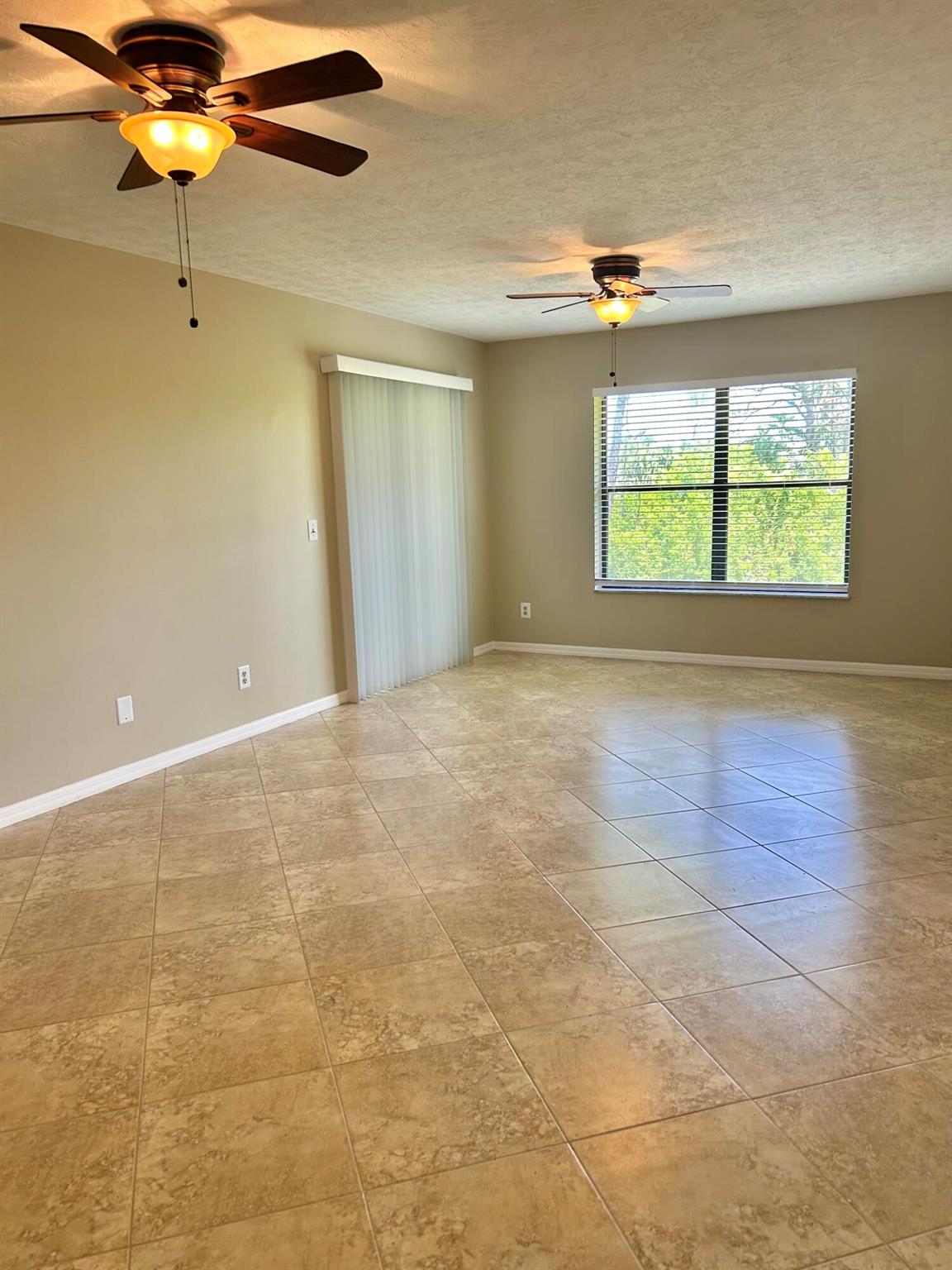 FAIRWAY PALMS CONDO - Residential Lease