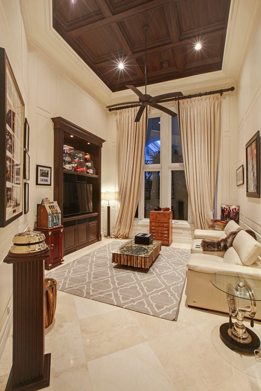 ADMIRALS COVE 3 PAR E - Residential