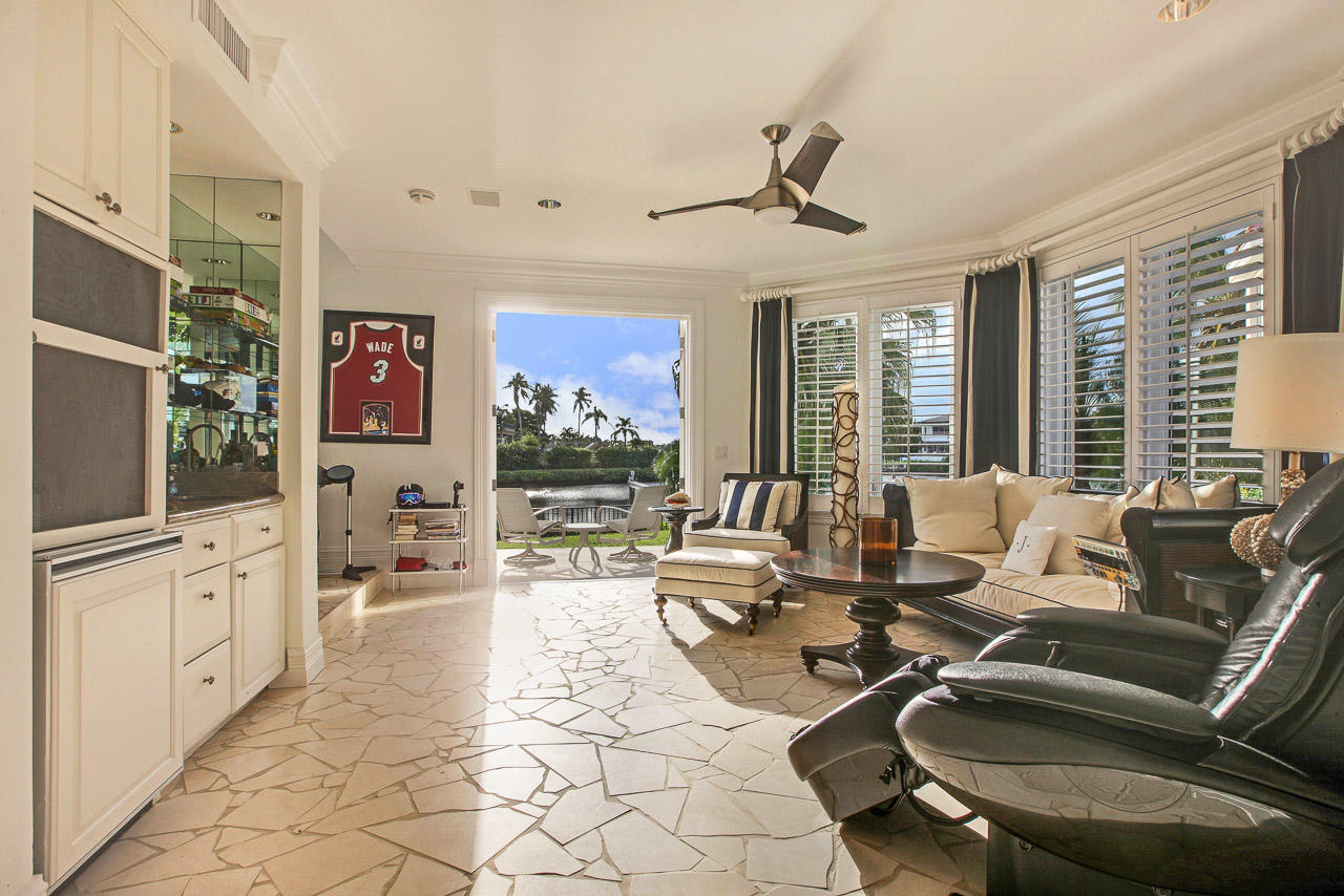 ADMIRALS COVE 3 PAR E - Residential