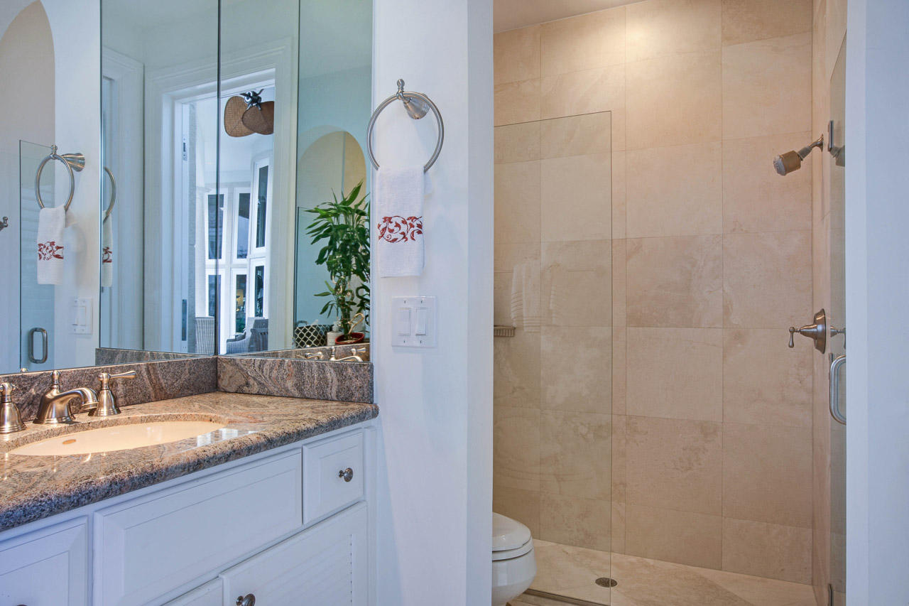 ADMIRALS COVE 3 PAR E - Residential