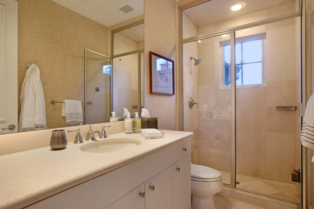 ADMIRALS COVE 3 PAR E - Residential