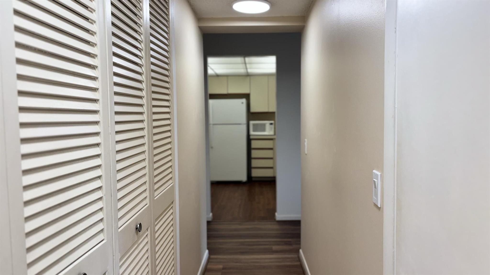 FOUNTAINS OF PALM BEACH C - Residential Lease